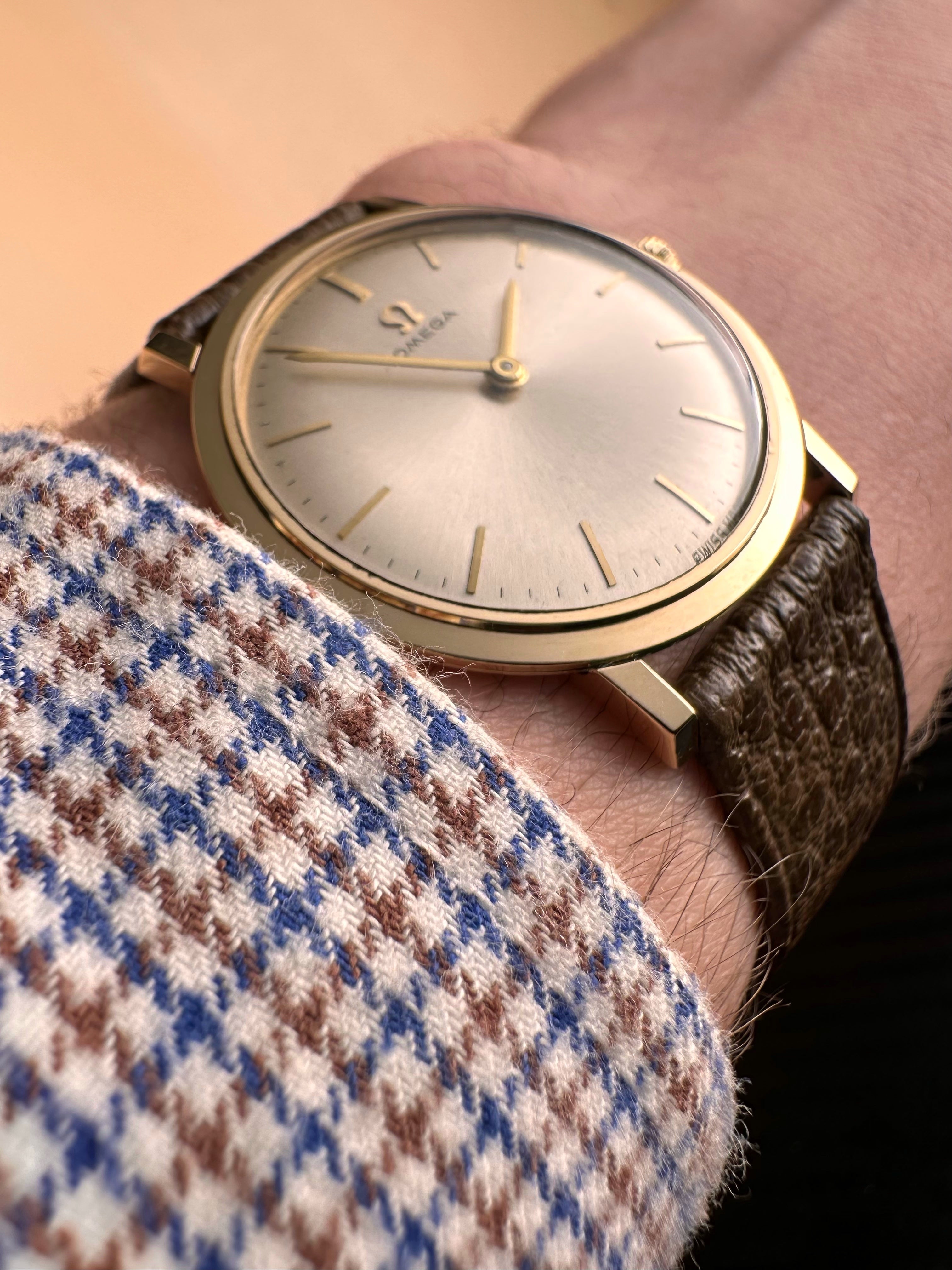 Fabulous 1960s Full Set - Vintage Omega Solid 9ct Yellow Gold Gents Dress Watch with Solid 9ct Gold Buckle