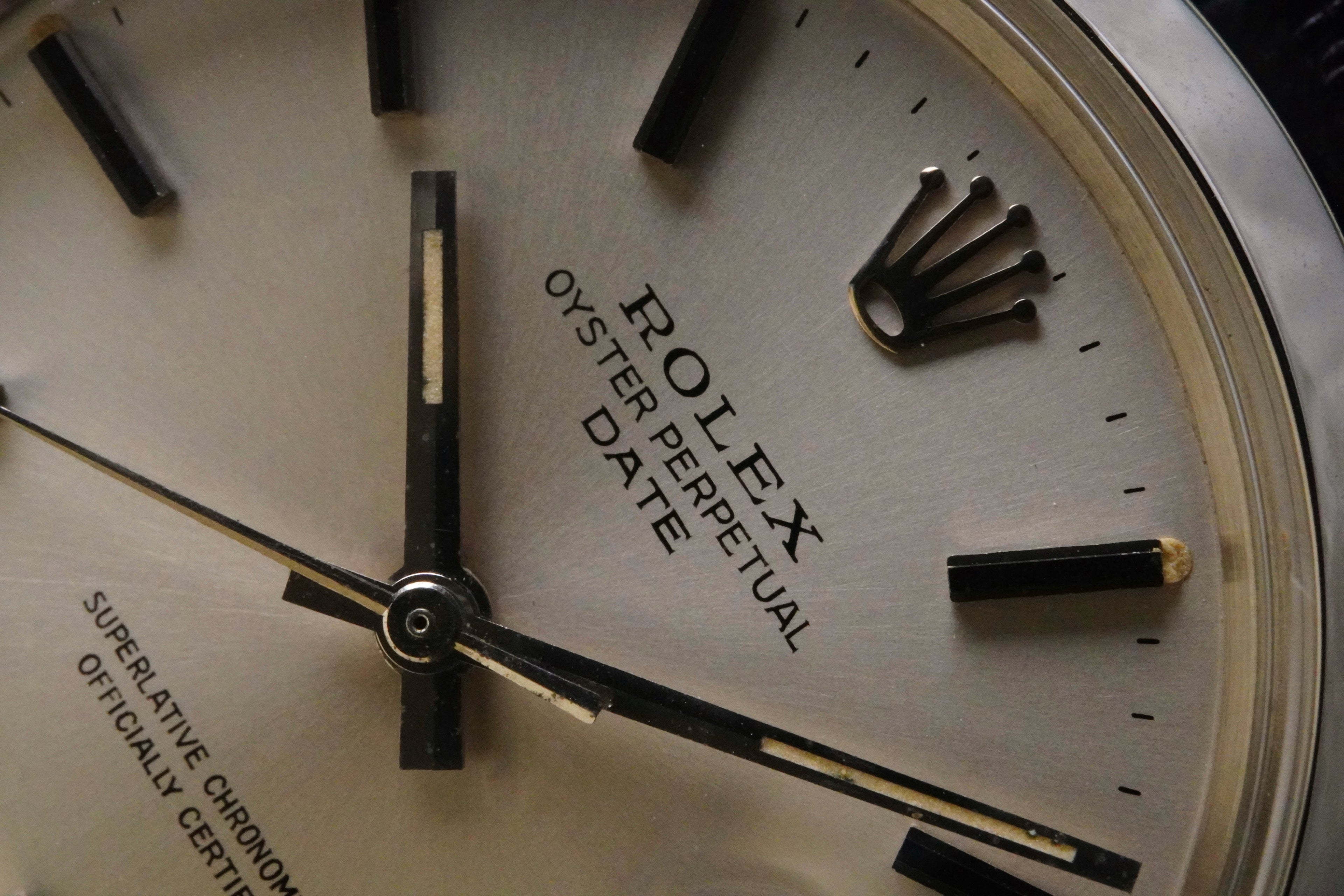 1969  Rolex Ref: 1500 Oyster Perpetual Date Superlative Chronometer Officially Certified 34mm Stainless Steel