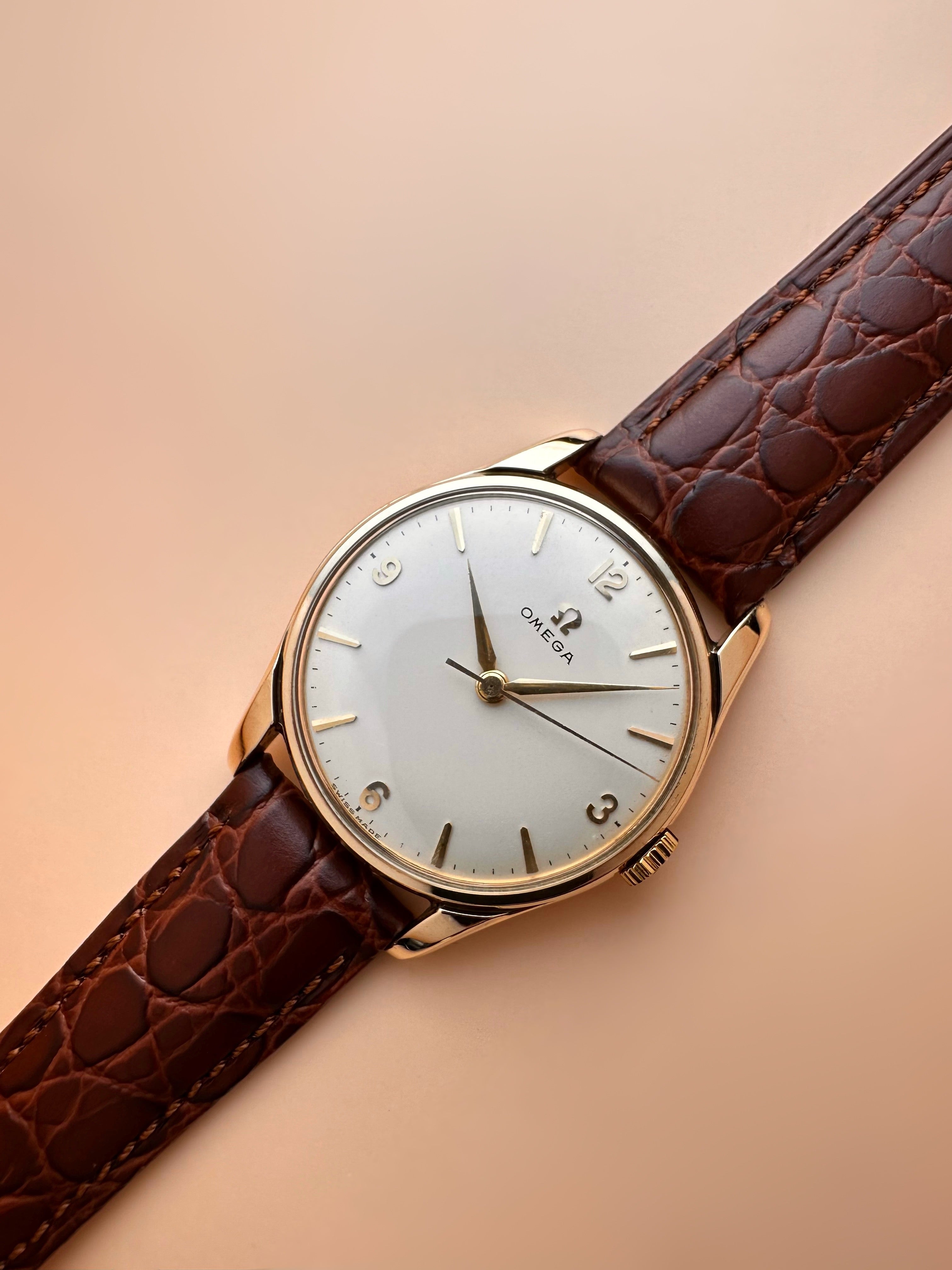 Stunning 1960 OMEGA SOLID 9ct GOLD Ivory Dial CAL 285 Ref: 928 Gent’s WATCH