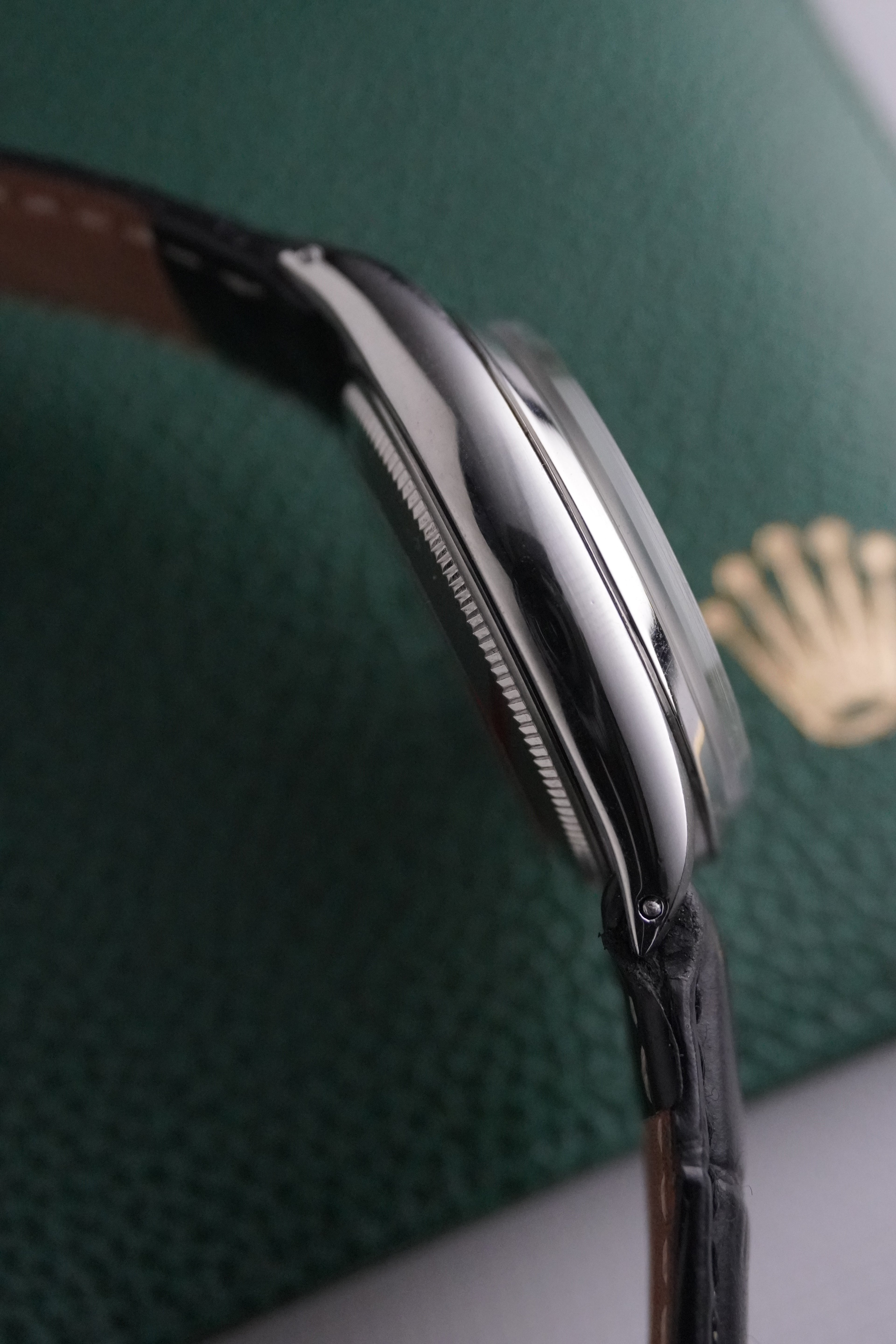 1971 Rolex Oyster Perpetual Ref. 1002 | Caliber 1560 | Serviced | Full Set (Box & Papers) |