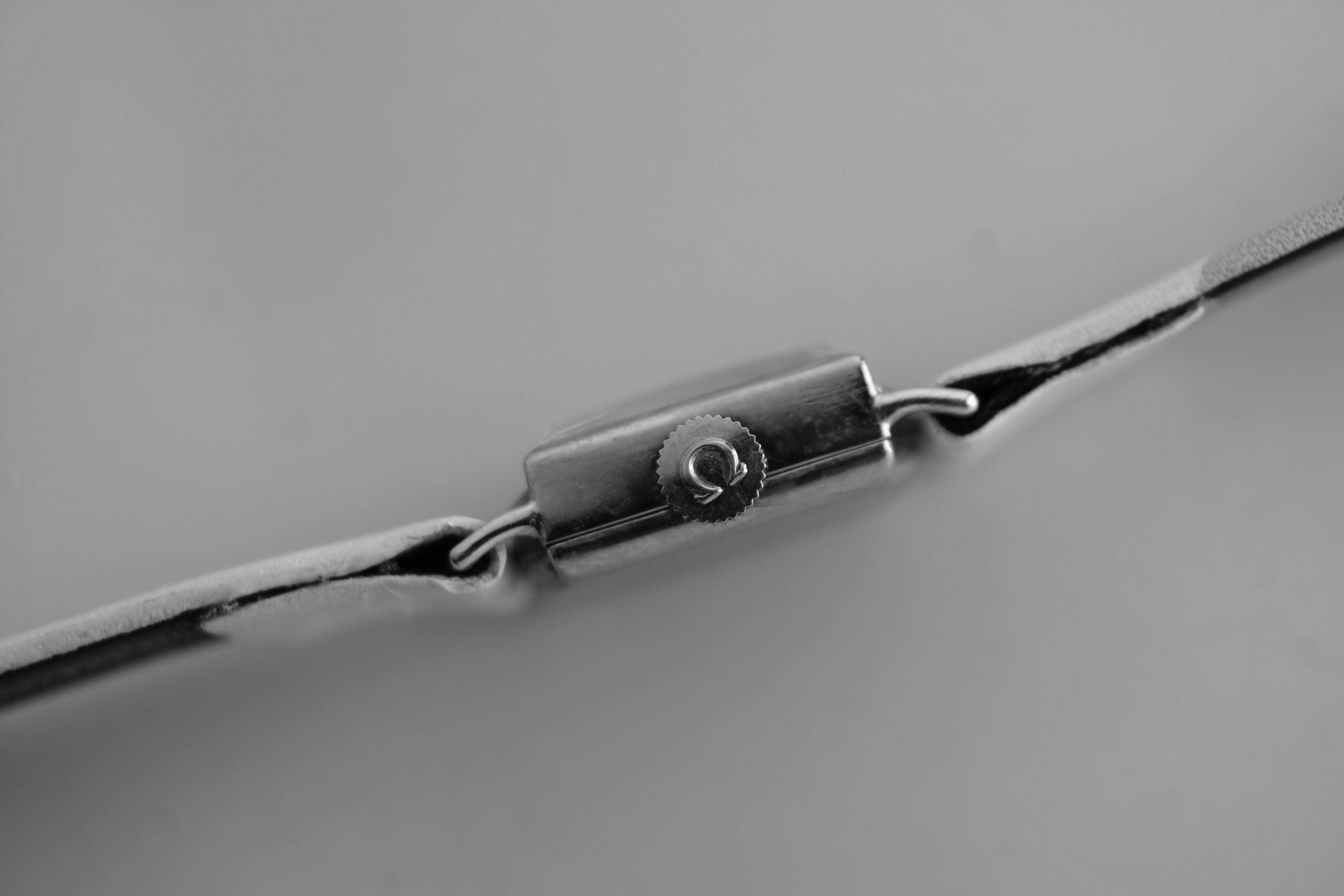 9ct Solid White Gold Case Rare Vintage Omega Ladies’ Watch