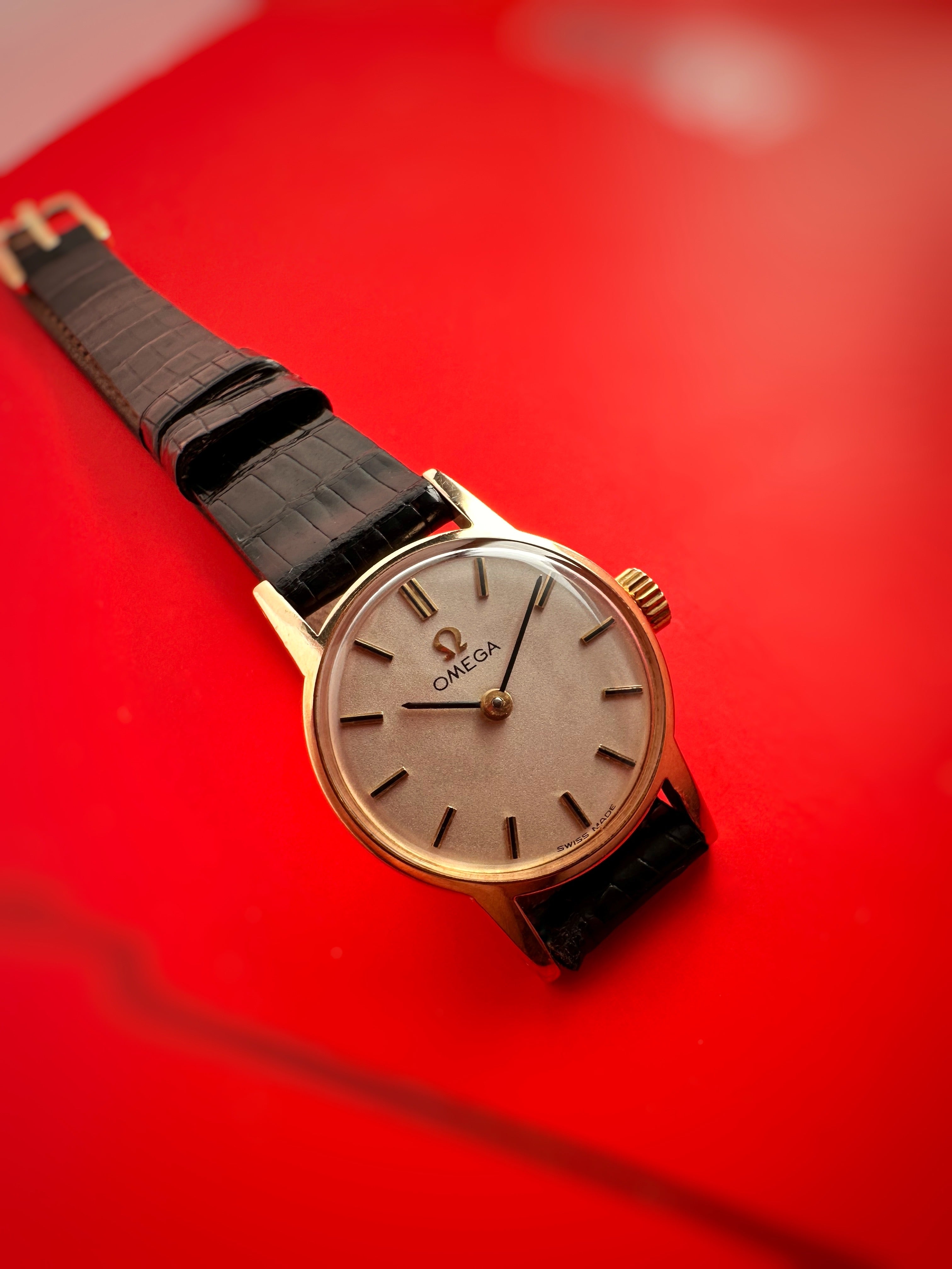 Solid 9ct Yellow Gold Ladies  Omega  Reference . 511.5002 Vintage From 1965