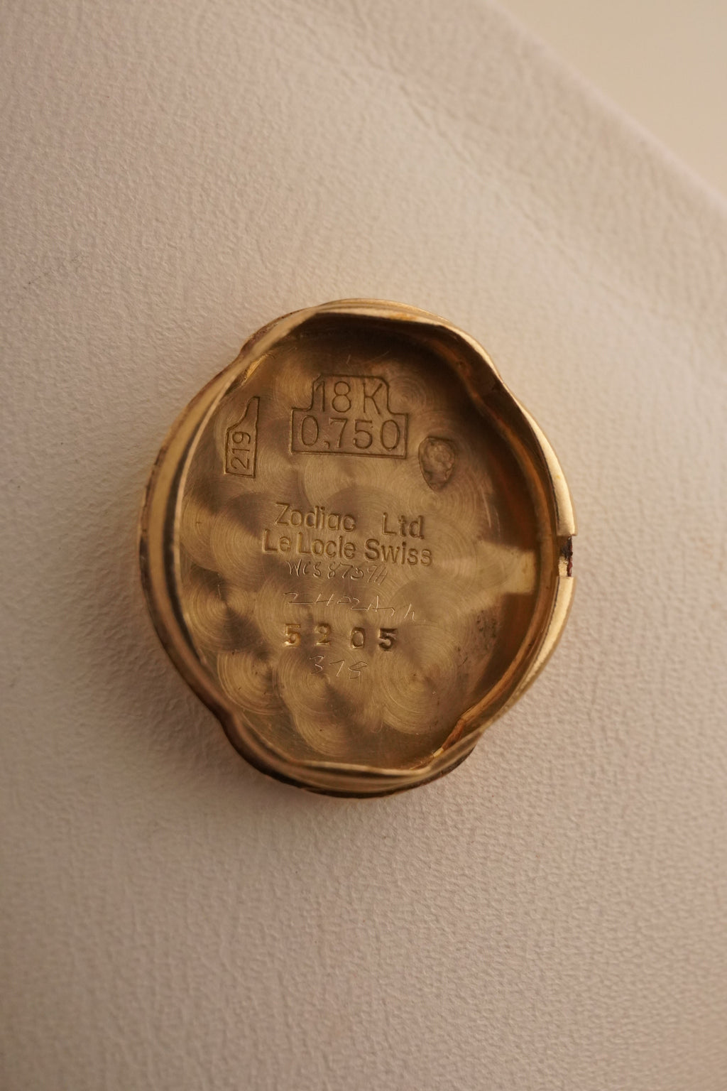 18K case back Zodiac Watch Company 