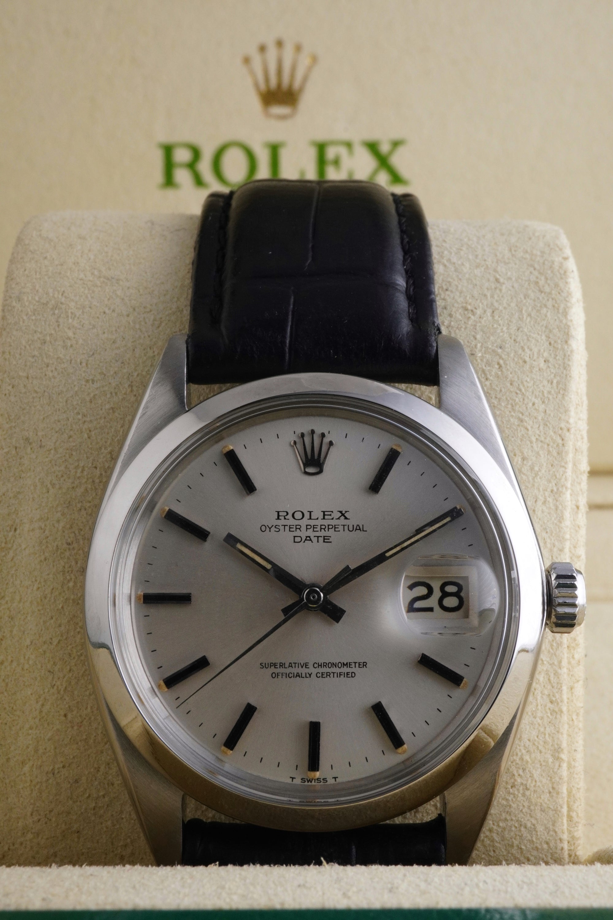 1969  Rolex Ref: 1500 Oyster Perpetual Date Superlative Chronometer Officially Certified 34mm Stainless Steel