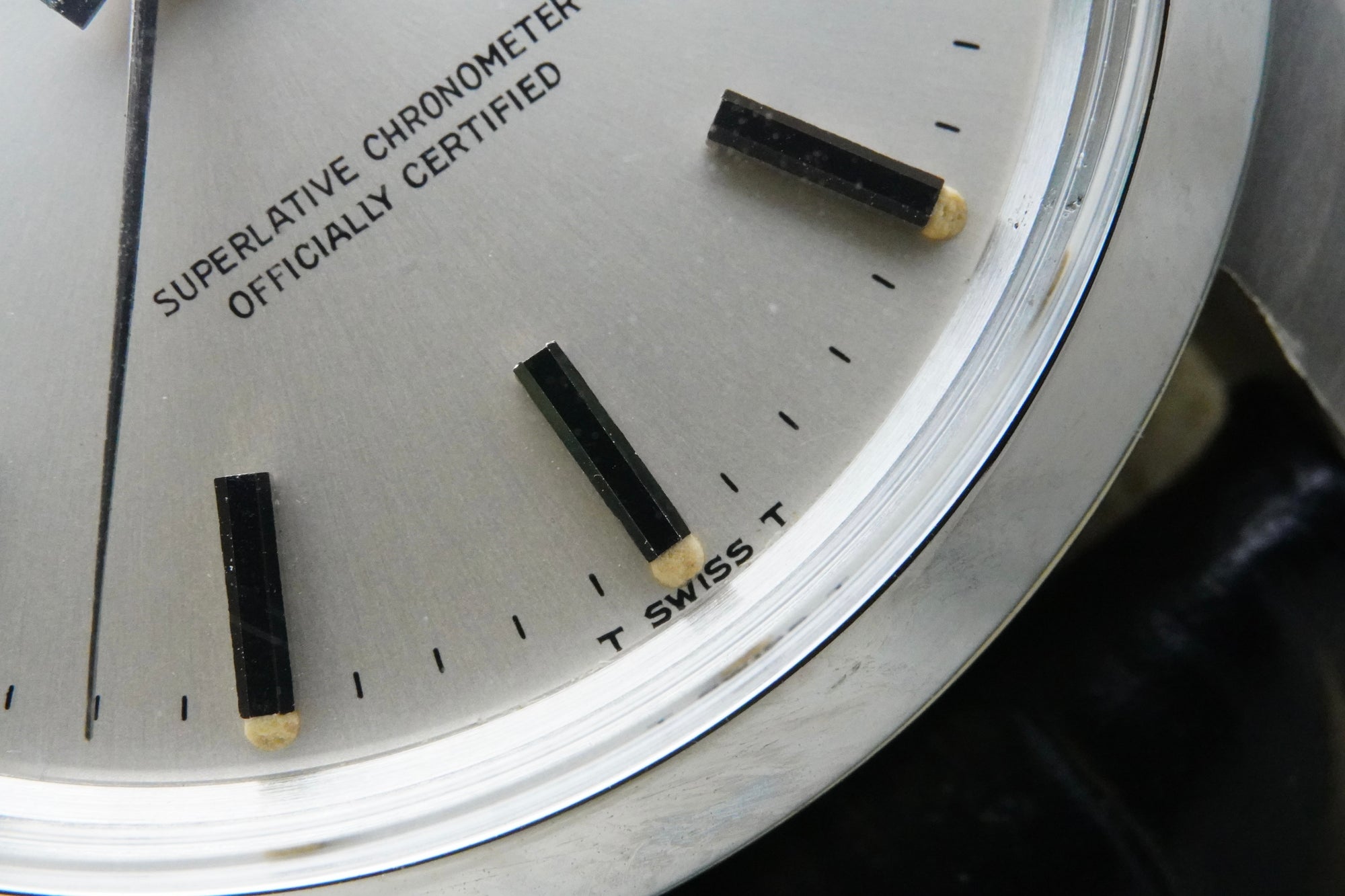 1969  Rolex Ref: 1500 Oyster Perpetual Date Superlative Chronometer Officially Certified 34mm Stainless Steel