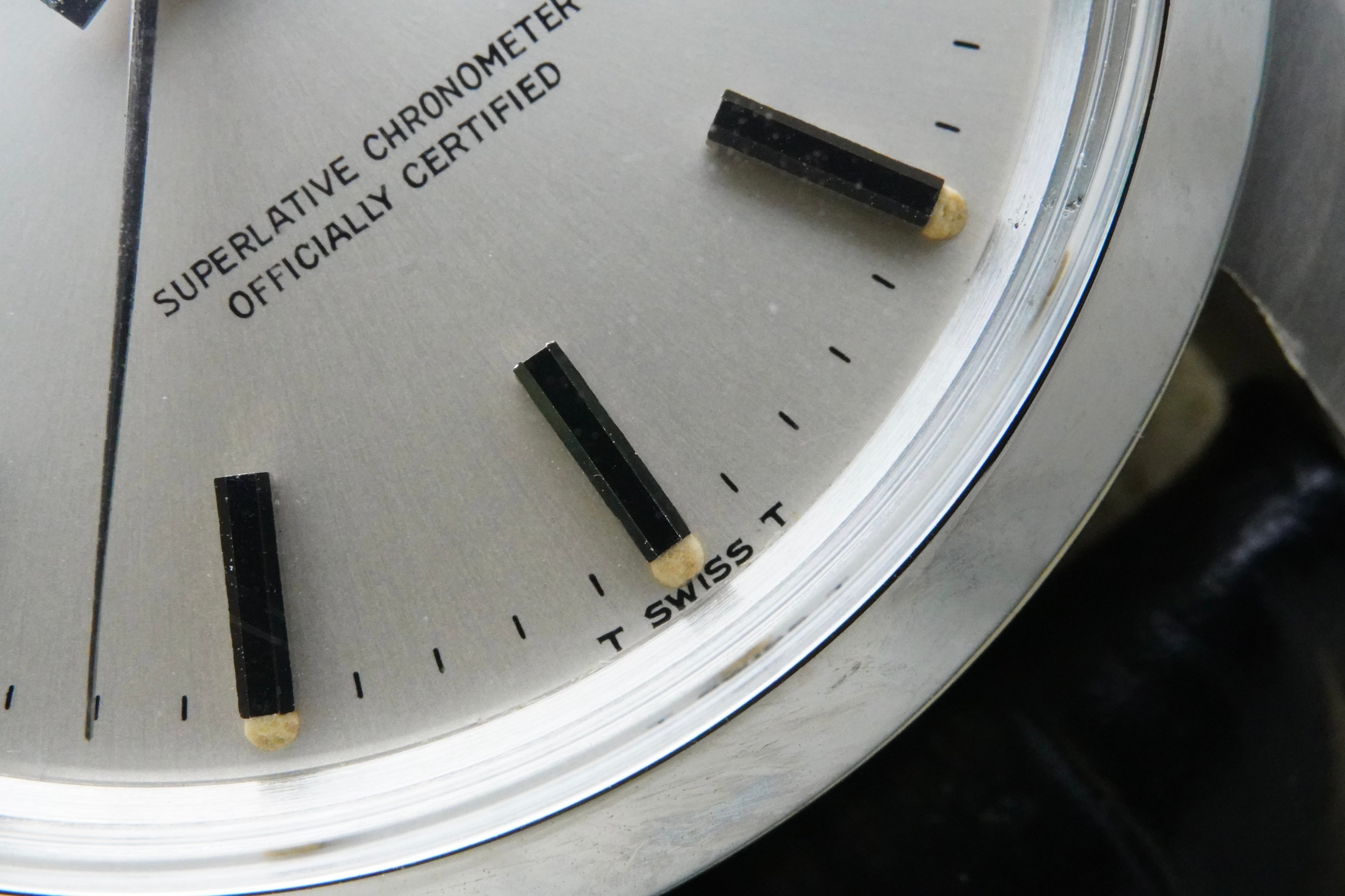 1969  Rolex Ref: 1500 Oyster Perpetual Date Superlative Chronometer Officially Certified 34mm Stainless Steel