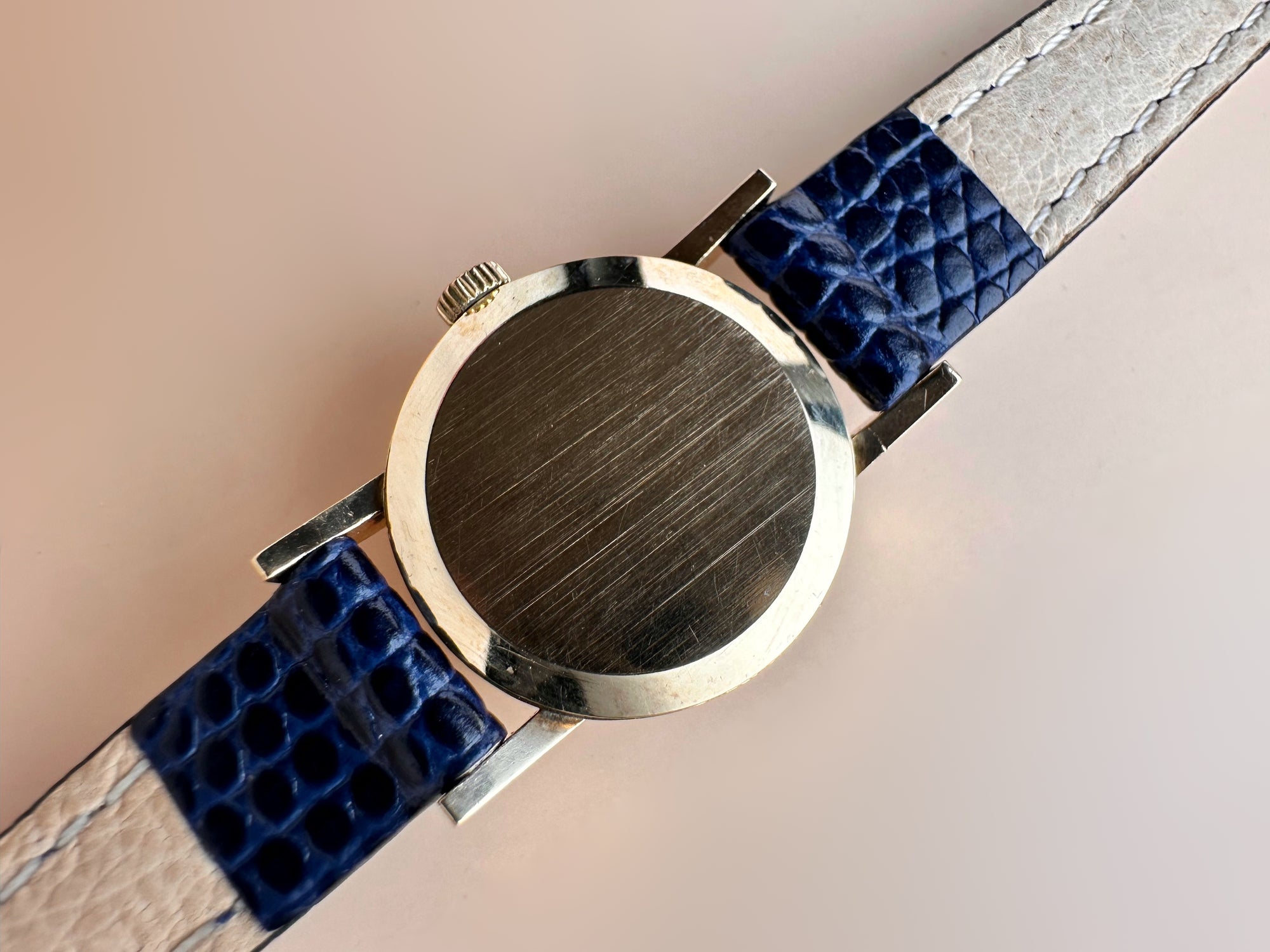 Solid 9ct Yellow Gold Ladies  Vintage 
Omega  Reference 511.5002 1968