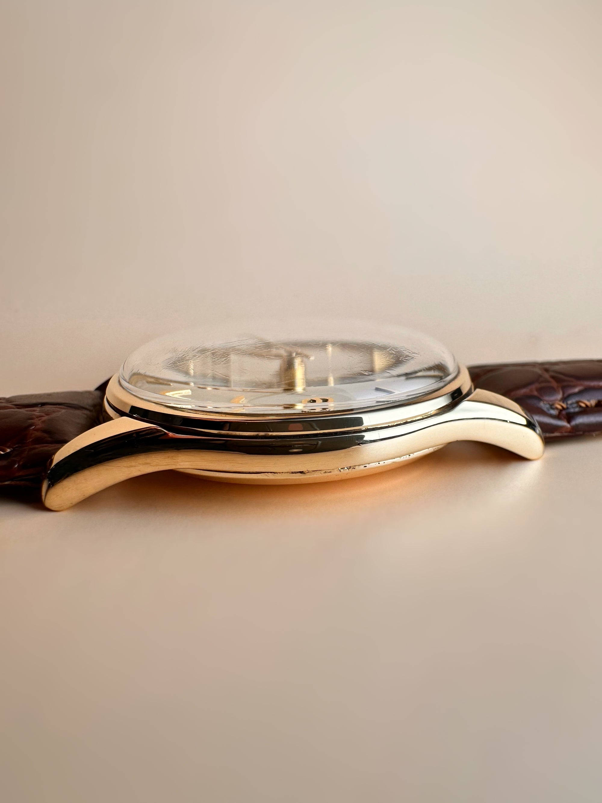 Stunning 1960 OMEGA SOLID 9ct GOLD Ivory Dial CAL 285 Ref: 928 Gent’s WATCH