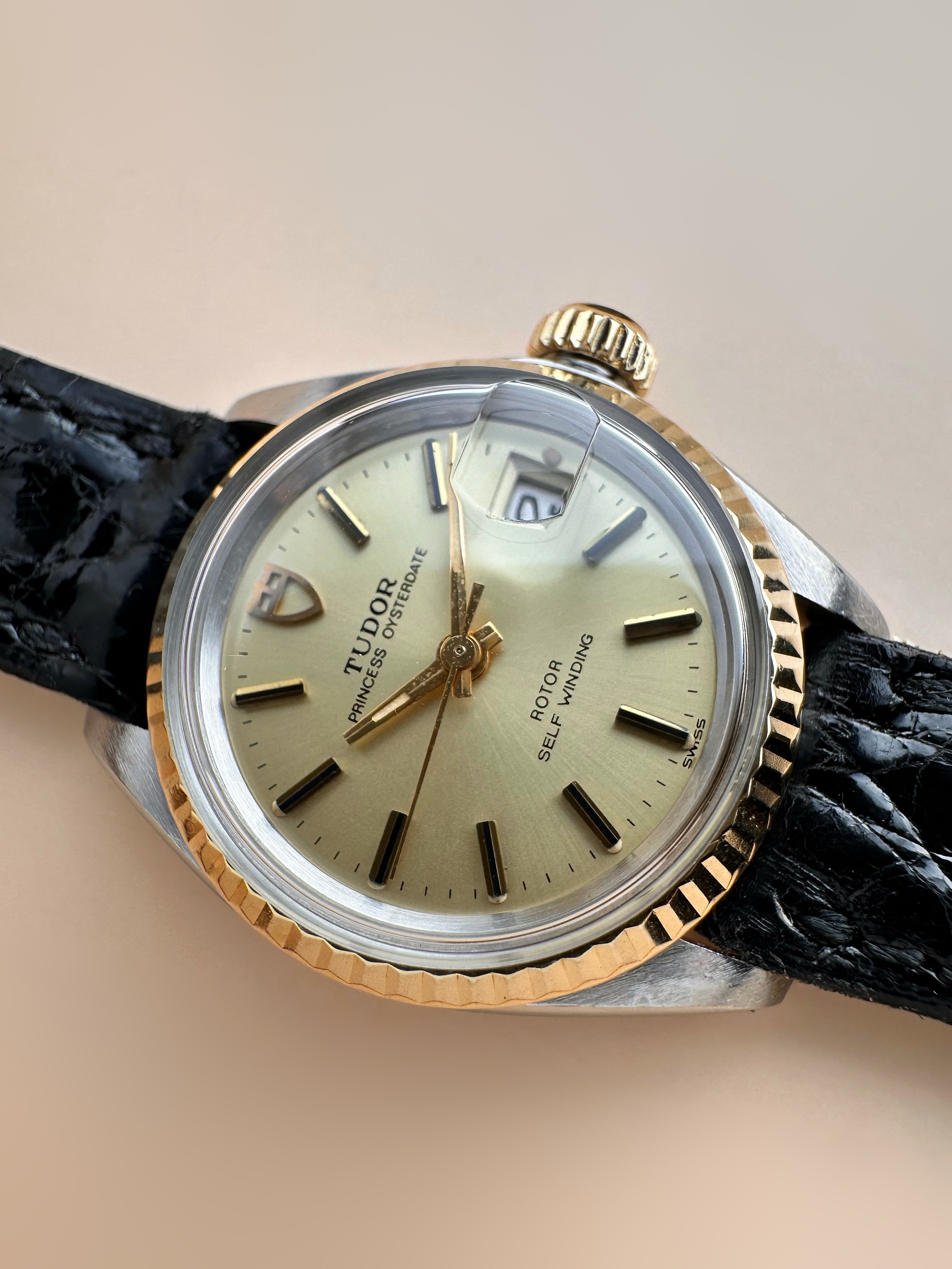 Ladies Mid 80s Tudor\Rolex Princess Automatic Oysterdate Solid 18ct Fluted Yellow Gold Bezel Ref: 92413 Quick Set