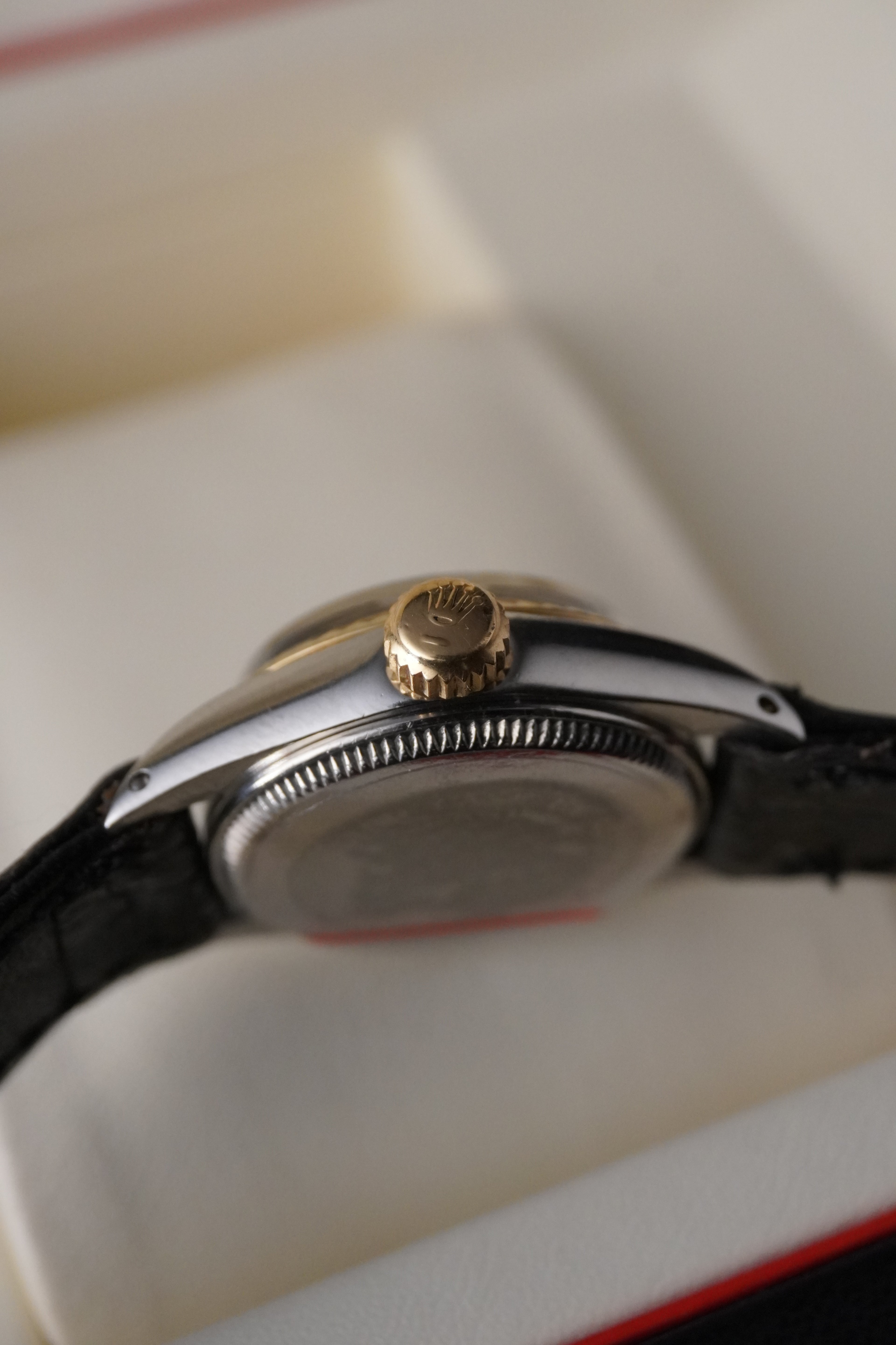 Ladies Mid 80s Tudor\Rolex Princess Automatic Oysterdate Solid 18ct Fluted Yellow Gold Bezel Ref: 92413 Quick Set