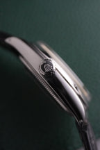 1971 Rolex Oyster Perpetual Ref. 1002 | Caliber 1560 | Serviced | Full Set (Box & Papers) |