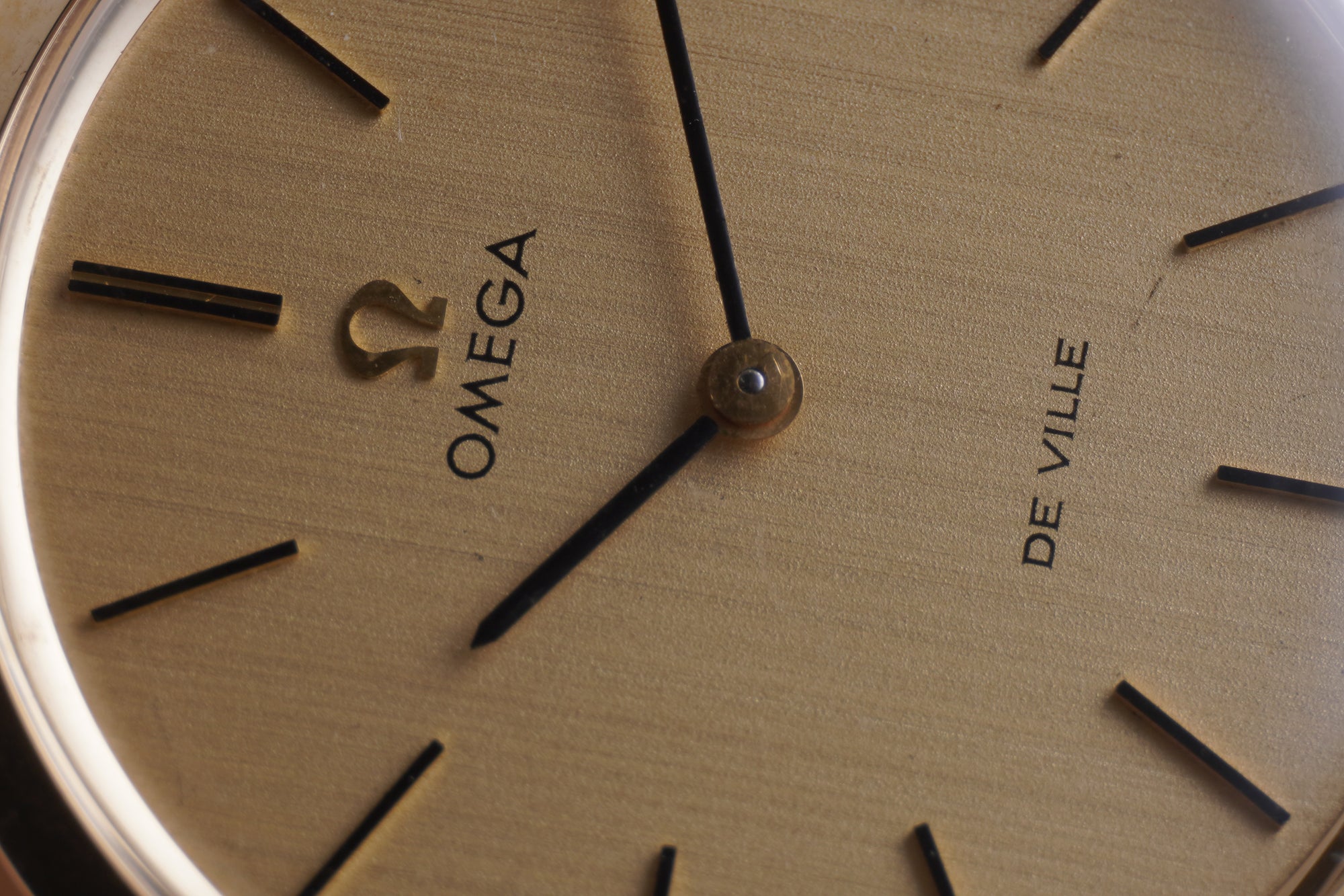 Omega De Ville Linen Dial 9ct Yellow Gold 