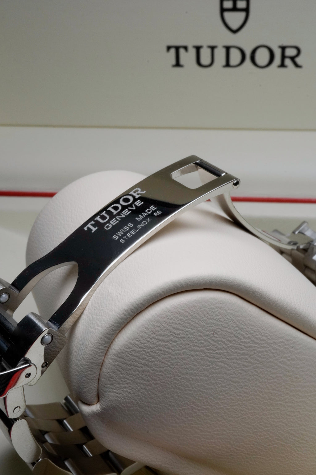 Tudor Glamour Date Diamond Dial Ref. 55000 – Stainless Steel Automatic – Silver Factory Diamond Dial