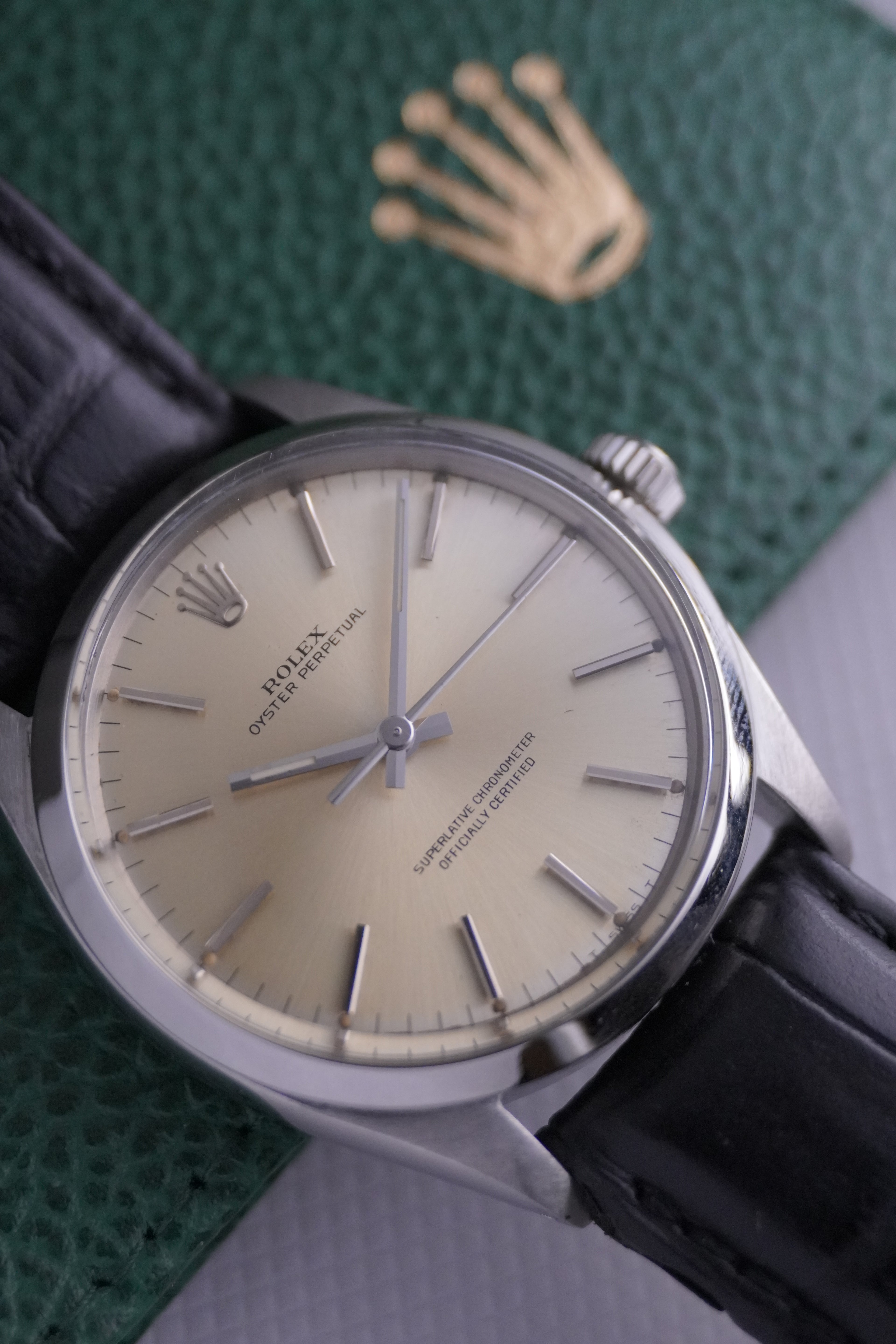 1971 Rolex Oyster Perpetual Ref. 1002 | Caliber 1560 | Serviced | Full Set (Box & Papers) |