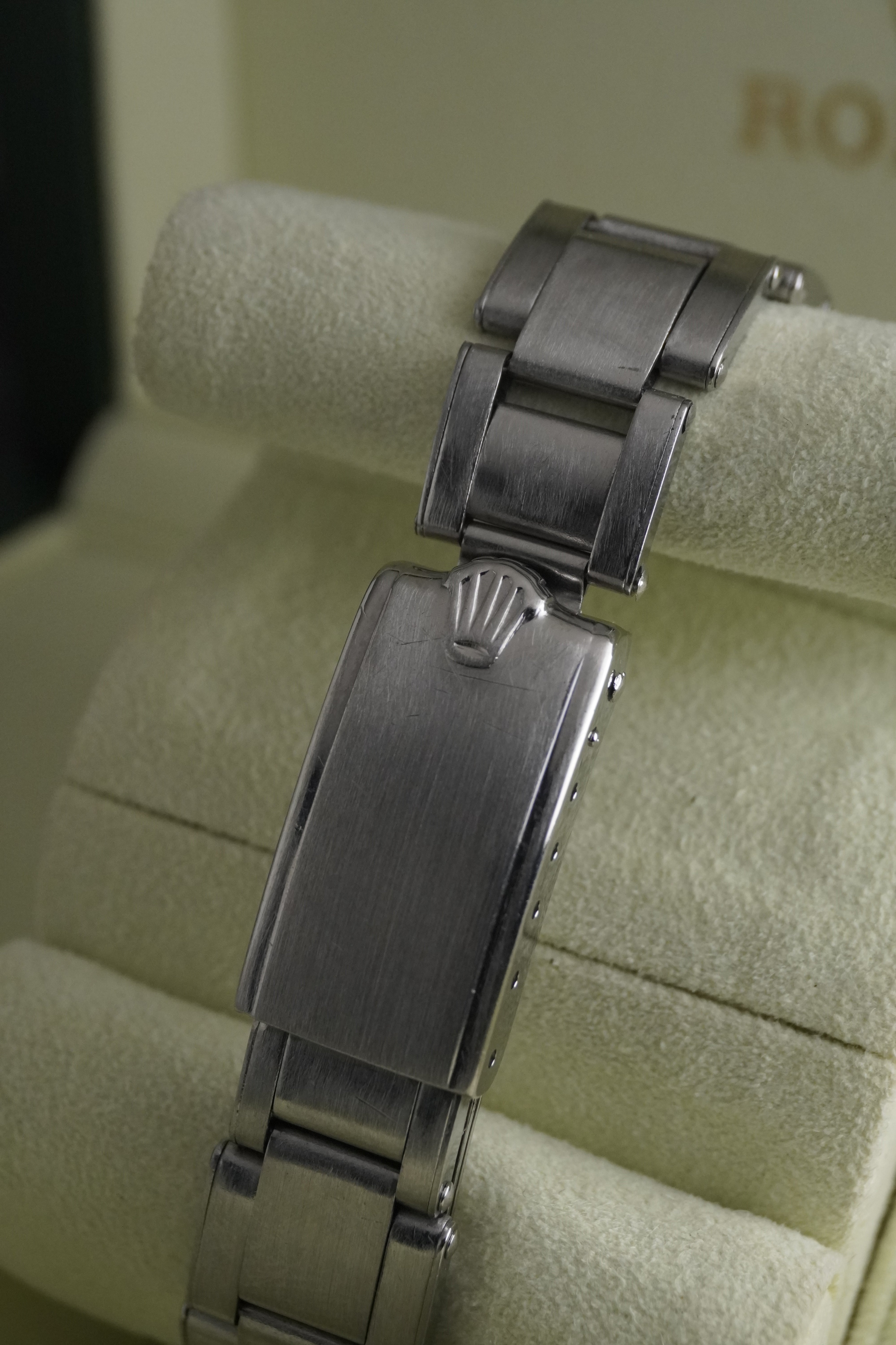 Rolex REF:1500 on Rare Riveted Bracelet 7205 – CrownAndCase.co