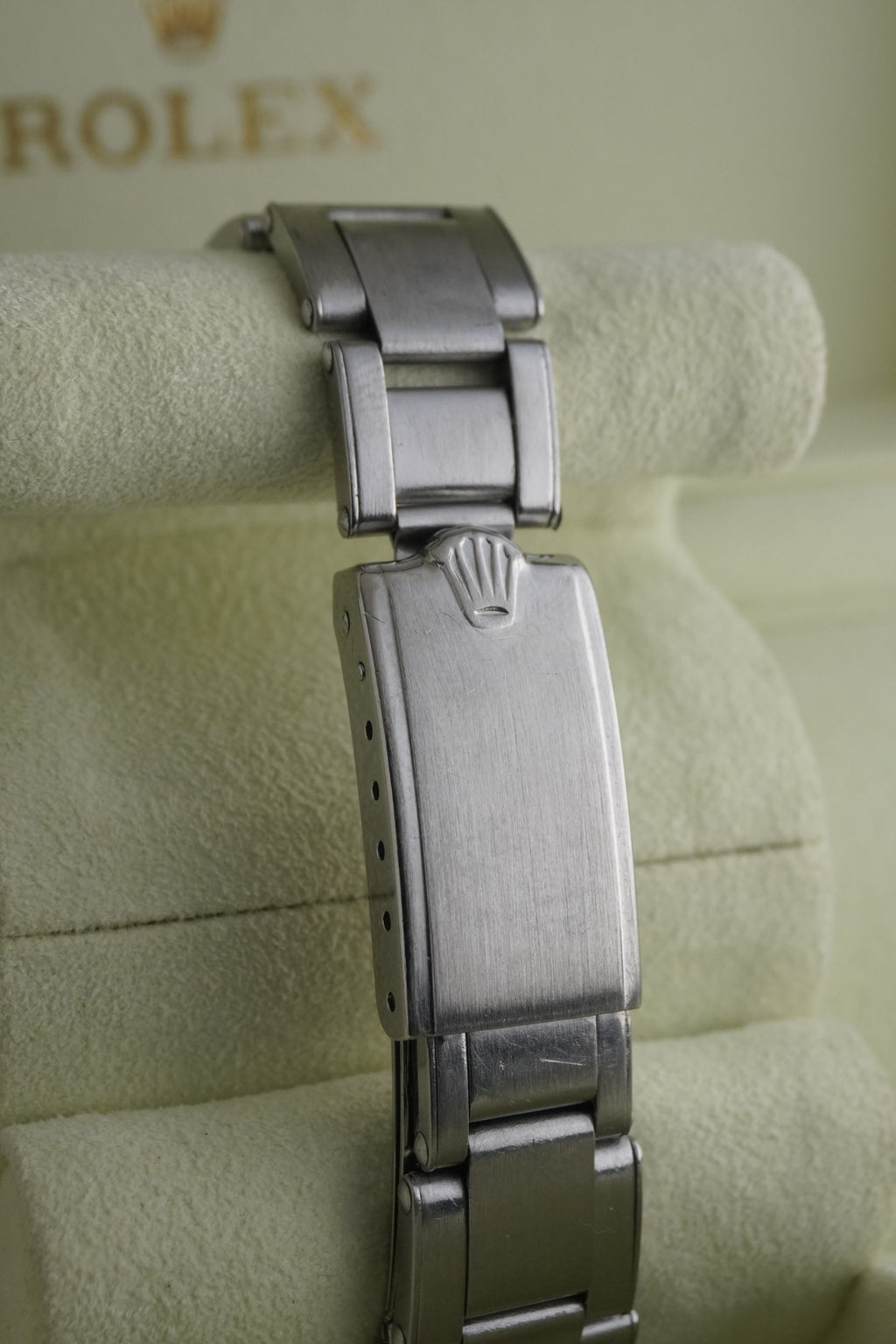 Rolex REF:1500 on Rare Riveted Bracelet 7205