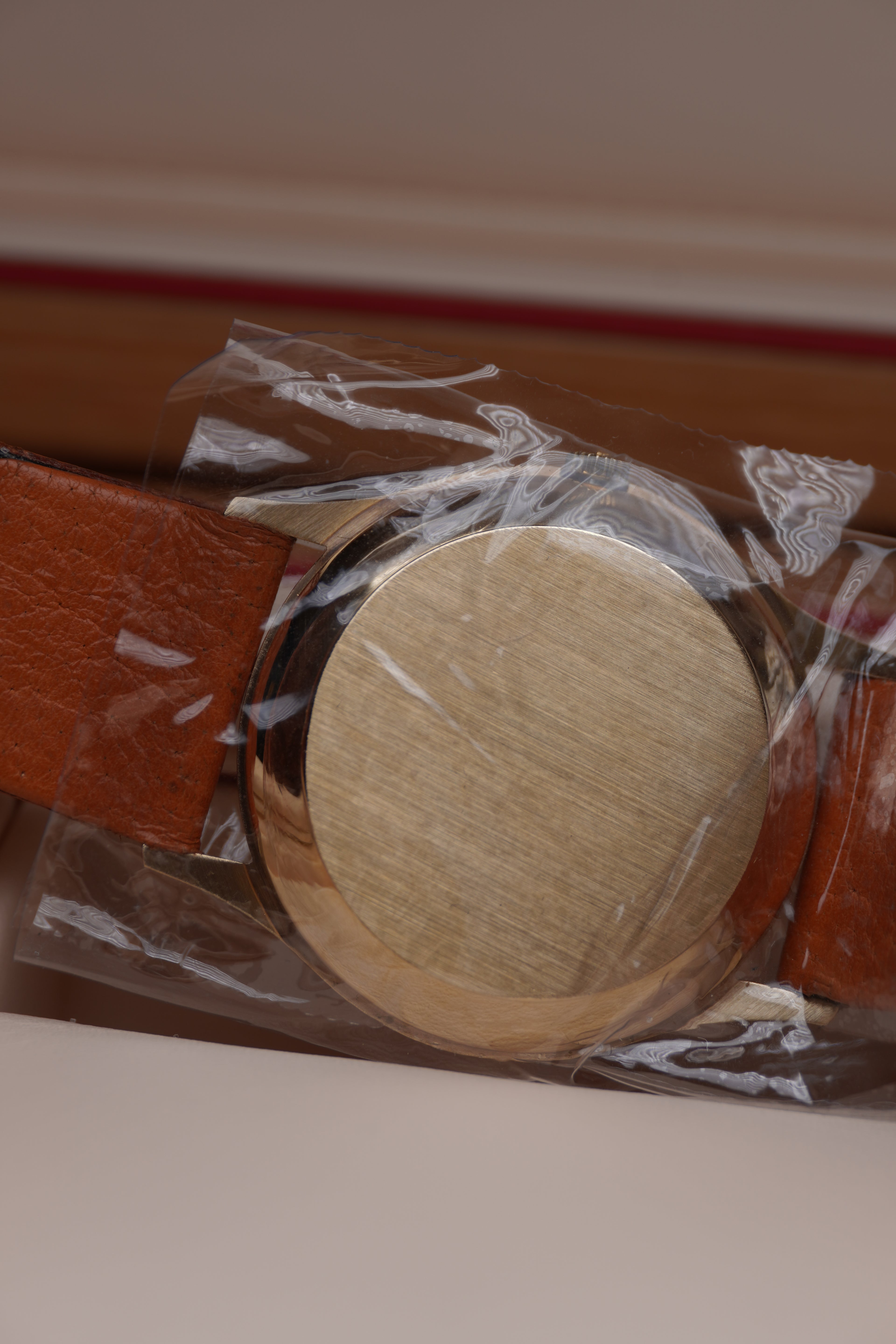 Vintage OMEGA Automatic Solid  9ct Yellow Gold Gents Watch – Ref. 162.5422 (1974)