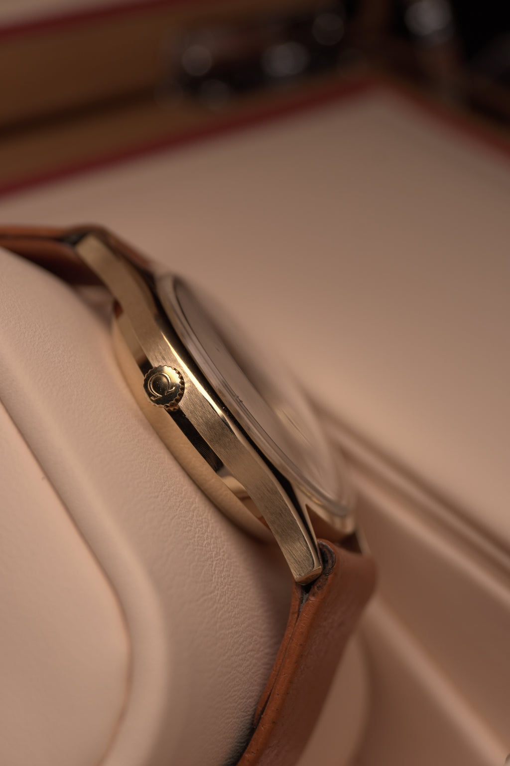 Vintage OMEGA Automatic Solid  9ct Yellow Gold Gents Watch – Ref. 162.5422 (1974)