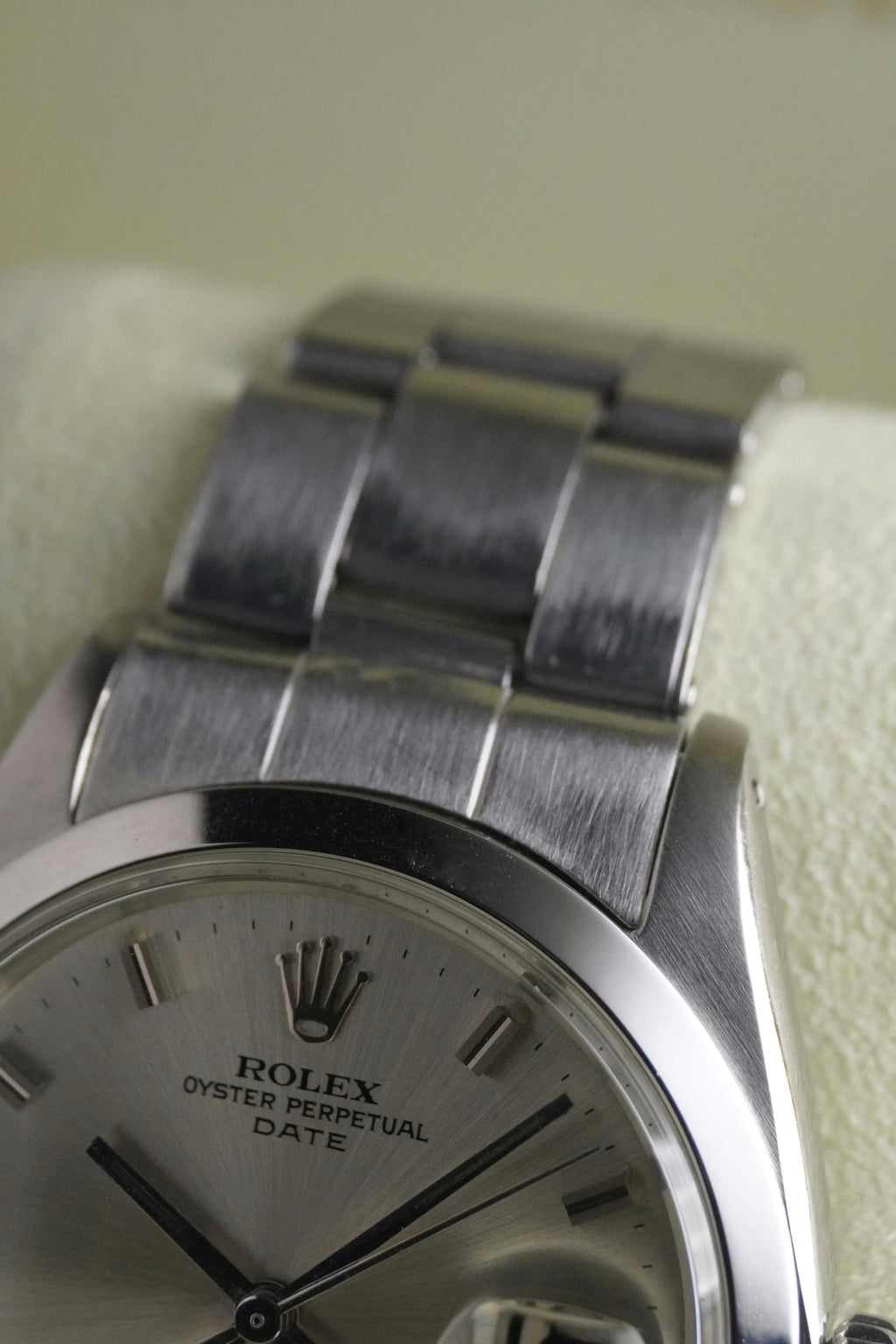 Rolex REF:1500 on Rare Riveted Bracelet 7205