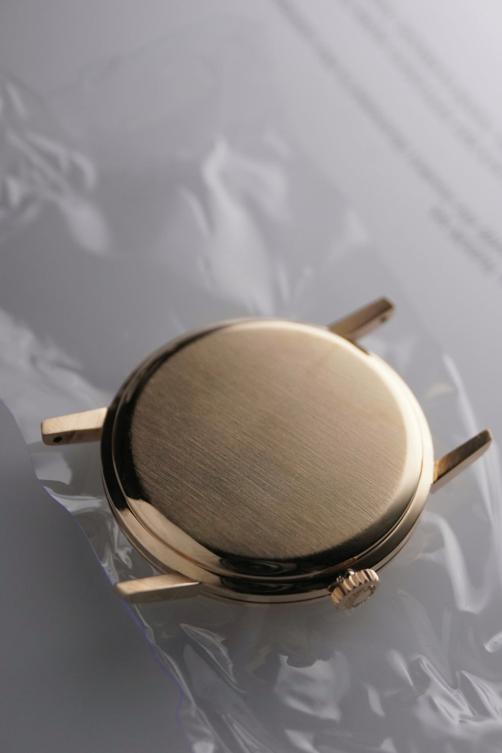 Vintage 9ct Yellow Gold Longines watch with green strap and beige face in Longines Box 