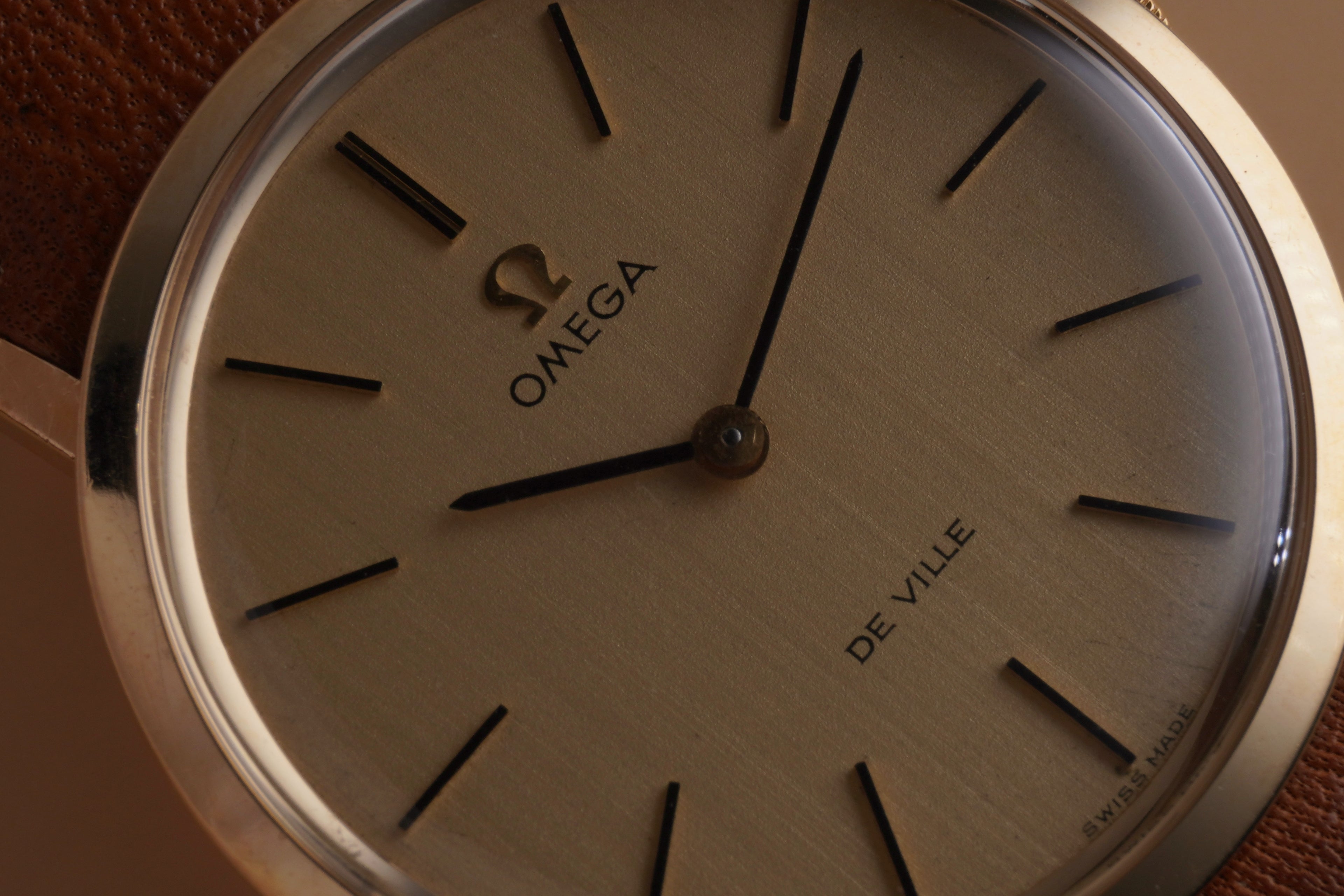 Omega De Ville Linen Dial 9ct Yellow Gold 