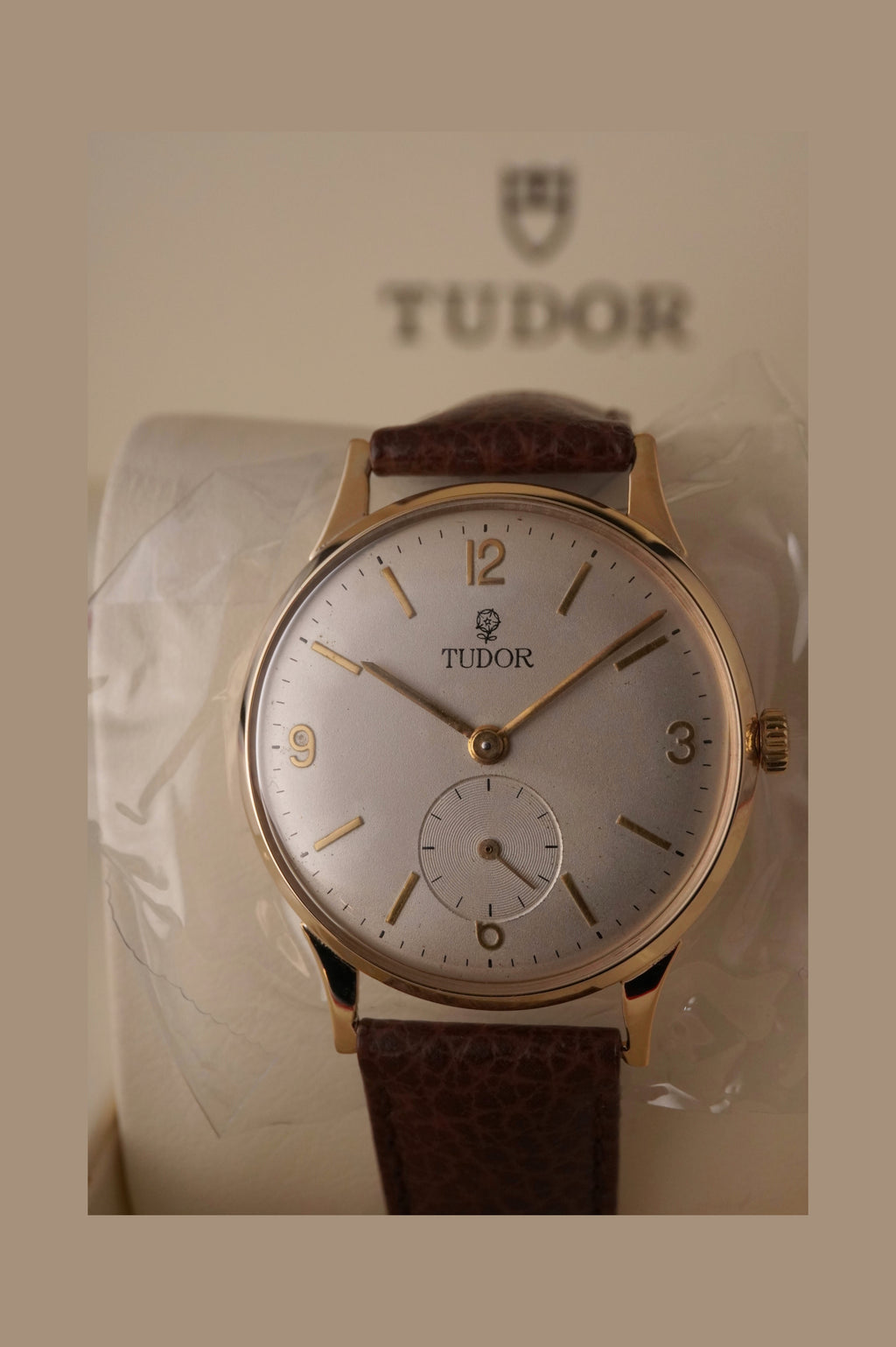 Exceptional Condition Tudor Gents 9ct Solid Yellow Gold Dress Watch -Sub Seconds – Manual Wind – Mid 1960s