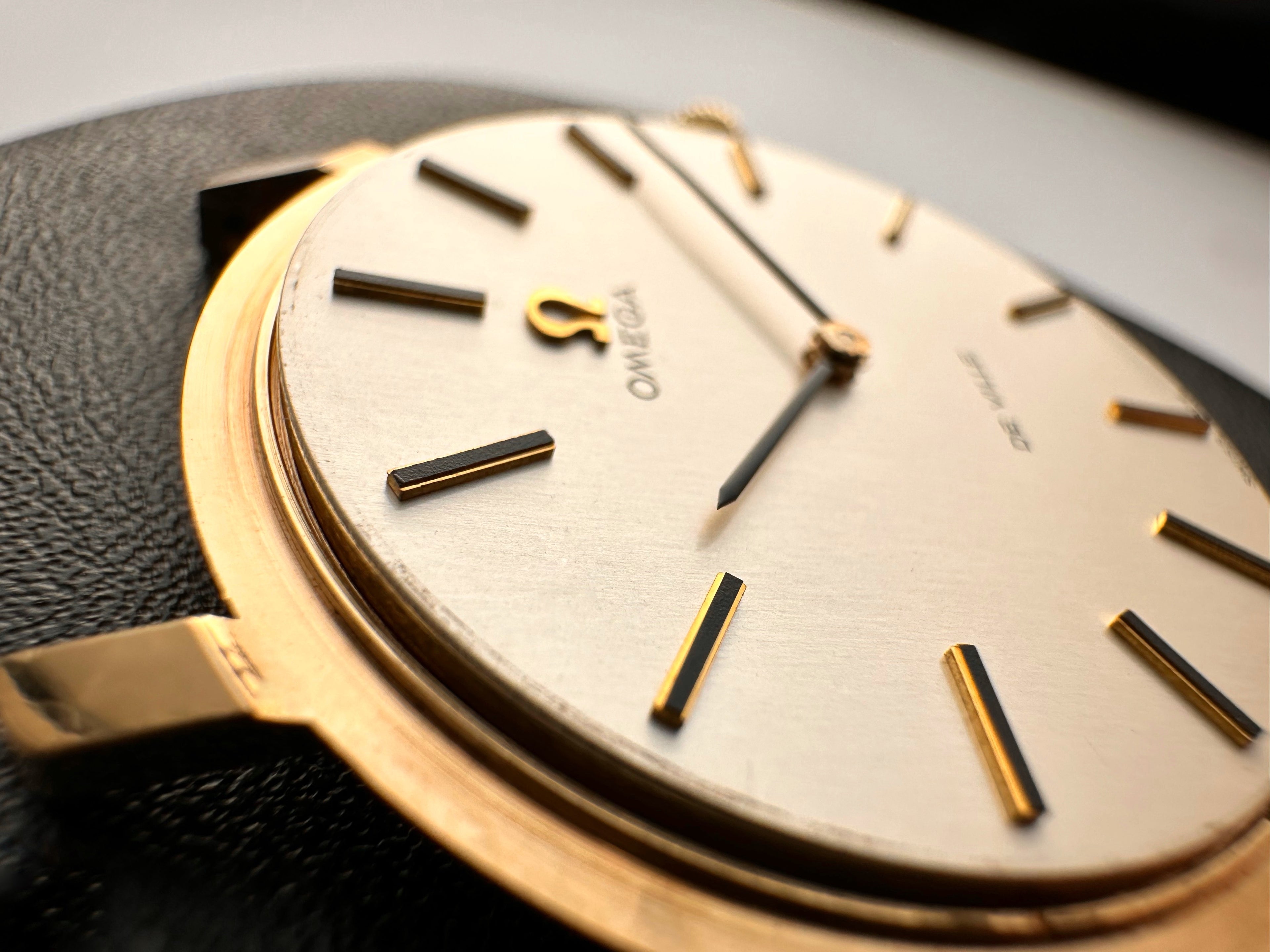 Vintage Omega De Ville Solid 9ct Yellow Gold Ultra Slim Gents Watch  1960s Reference 111.5067