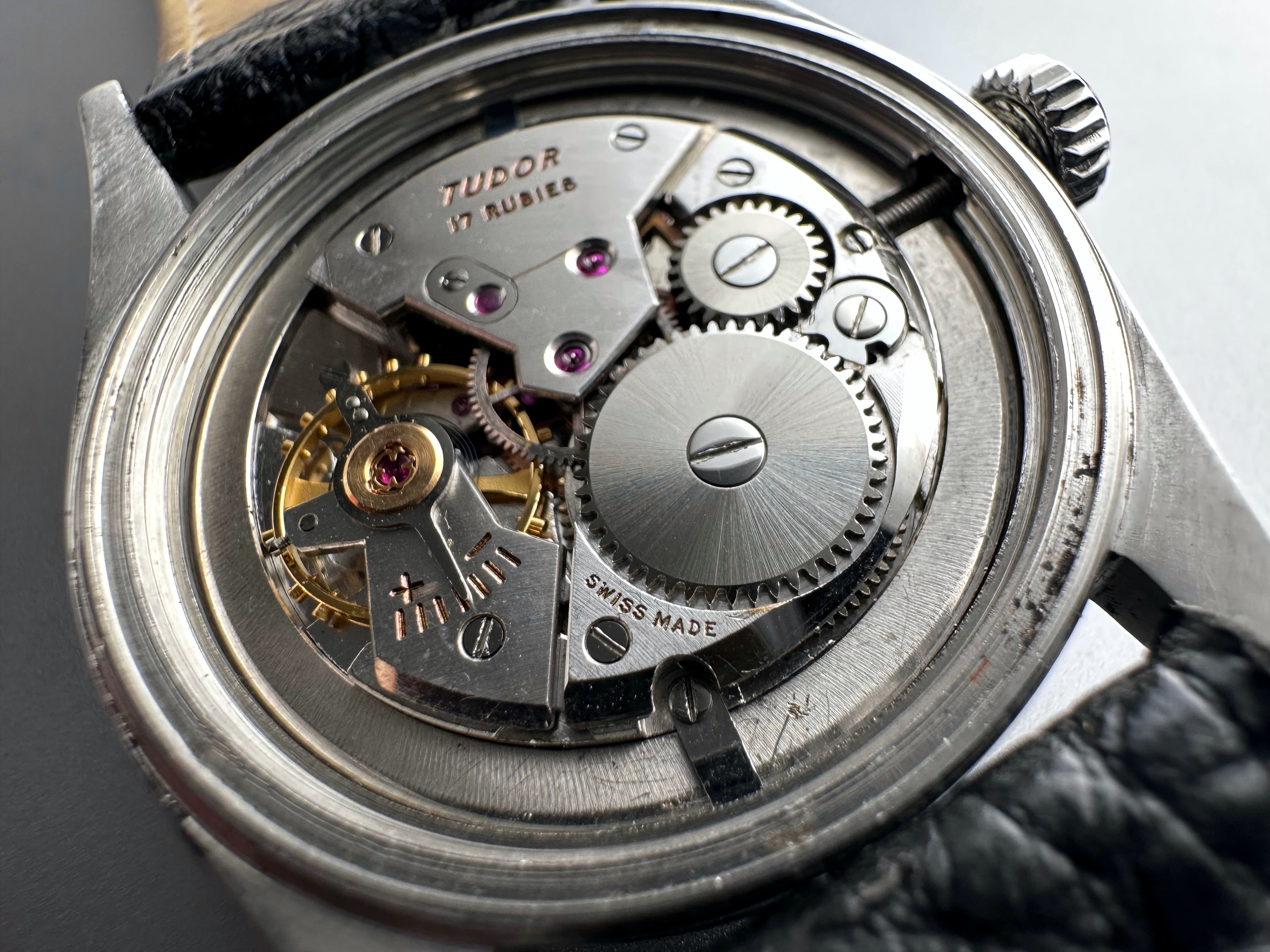Tudor 17 Jewels Manual Wind Movement 