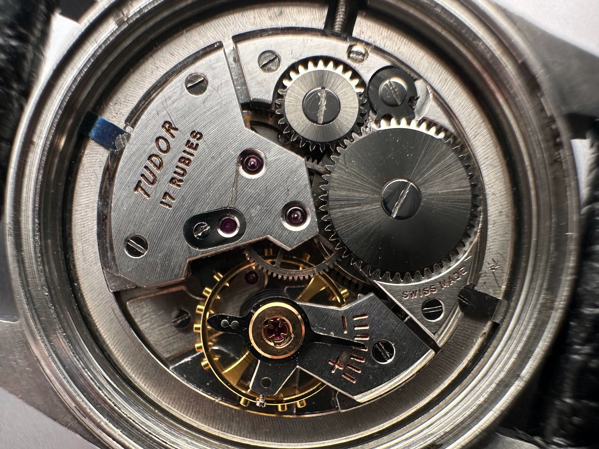 Tudor 17 Jewels Manual Wind Movement 