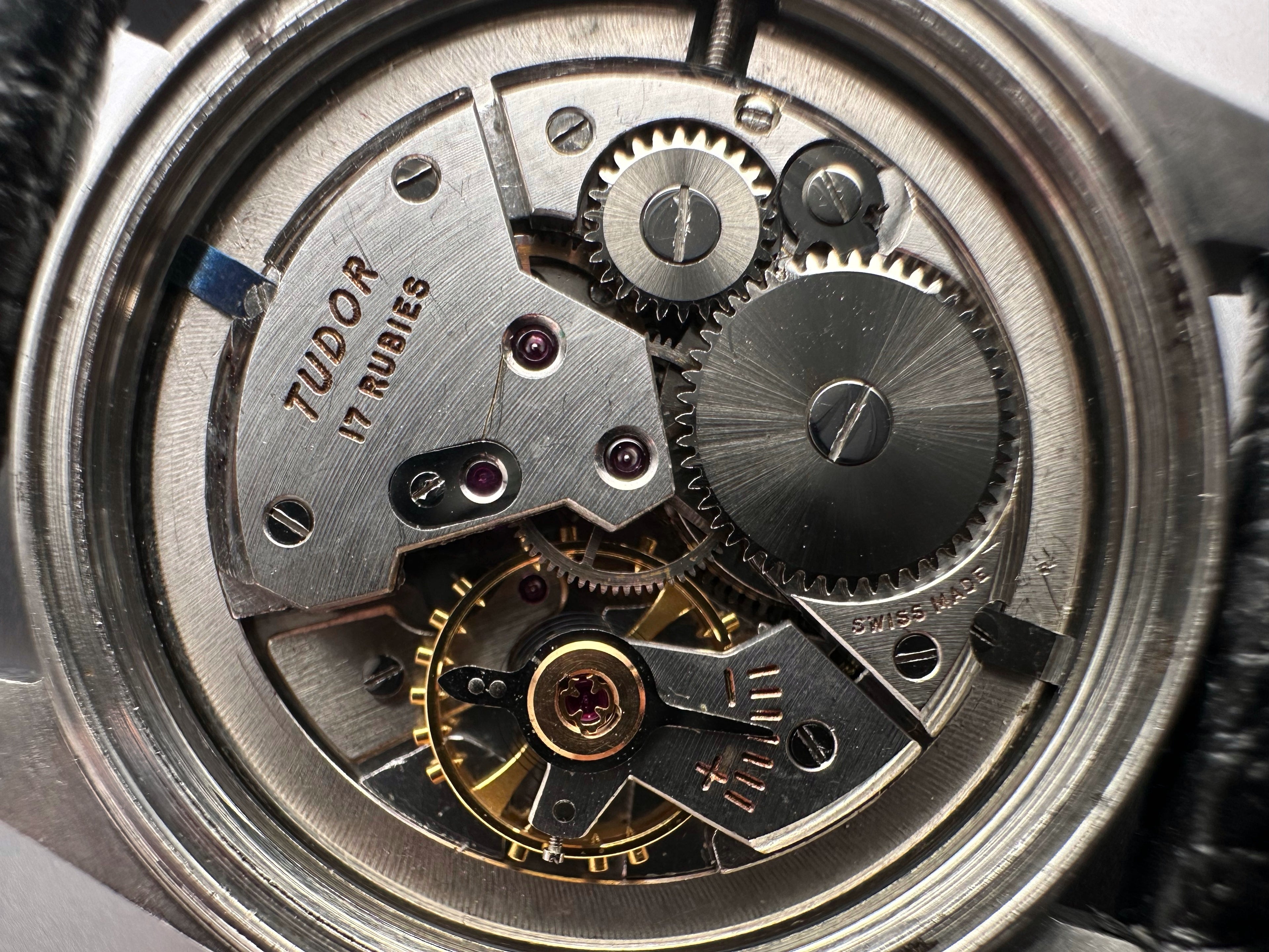 Tudor 17 Jewels Manual Wind Movement 