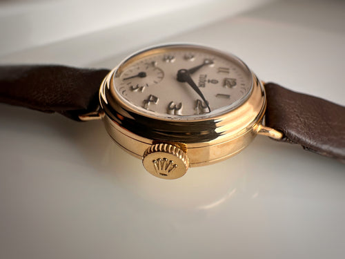 B&S Case Solid 9ct Yellow Gold Ladies Tudor Mechanical Watch Vintage Late 60s