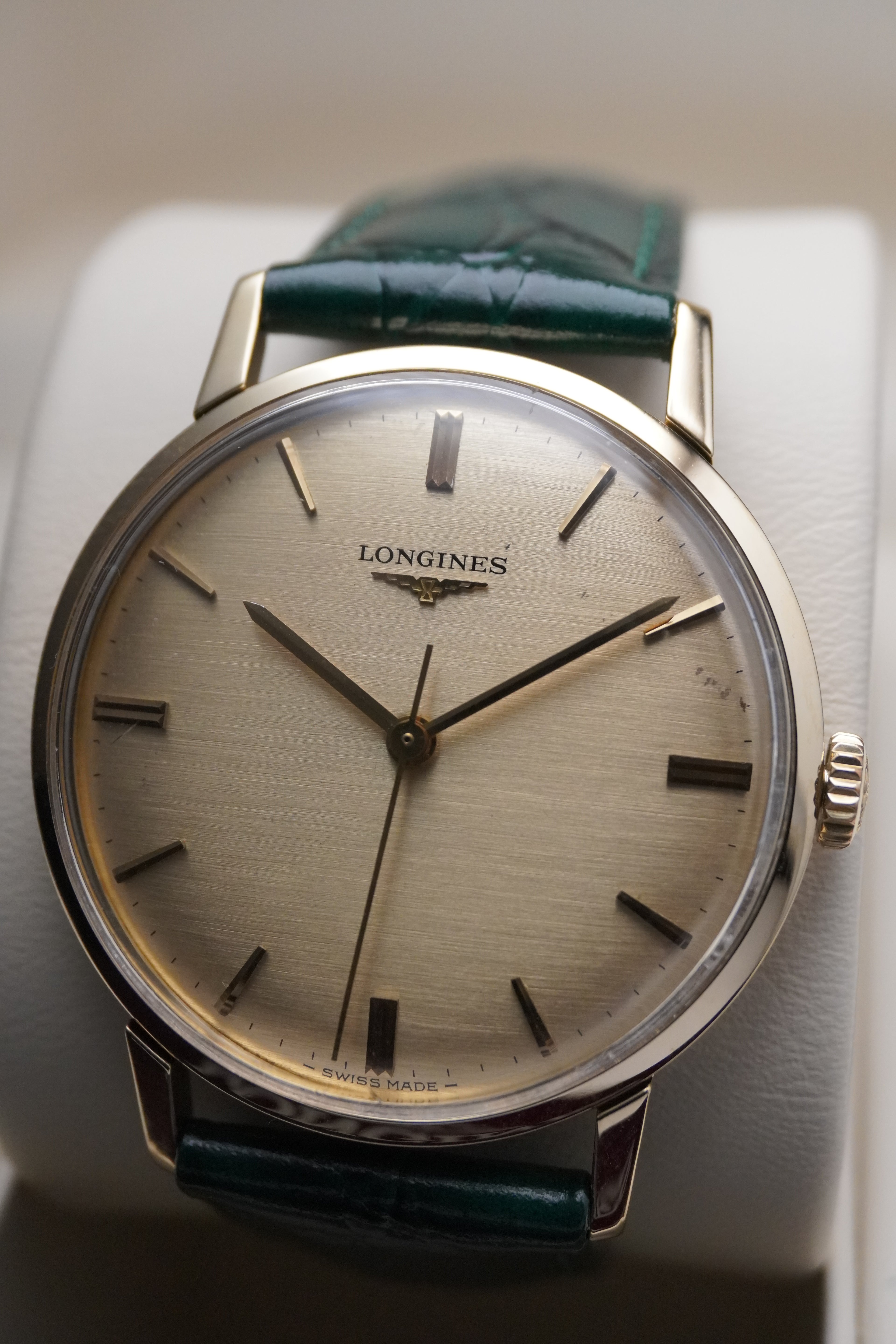 Vintage 9ct Yellow Gold Longines watch with green strap and beige face in Longines Box 